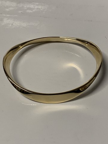 Massive bangle in 18 Karat gold Massive bangle in 18 Karat gold